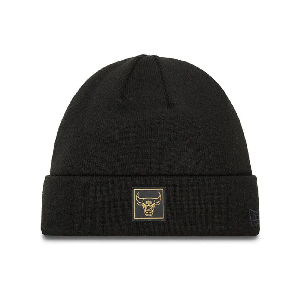 Chicago Bulls Metallic Badge Beanie